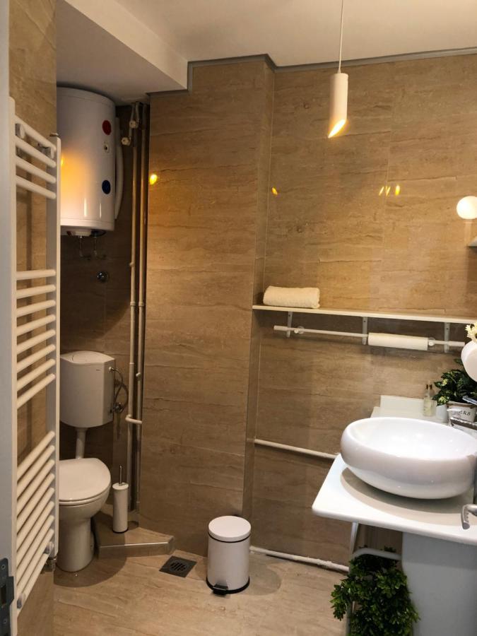 Appartamento Artistic Luxury Skopje Esterno foto